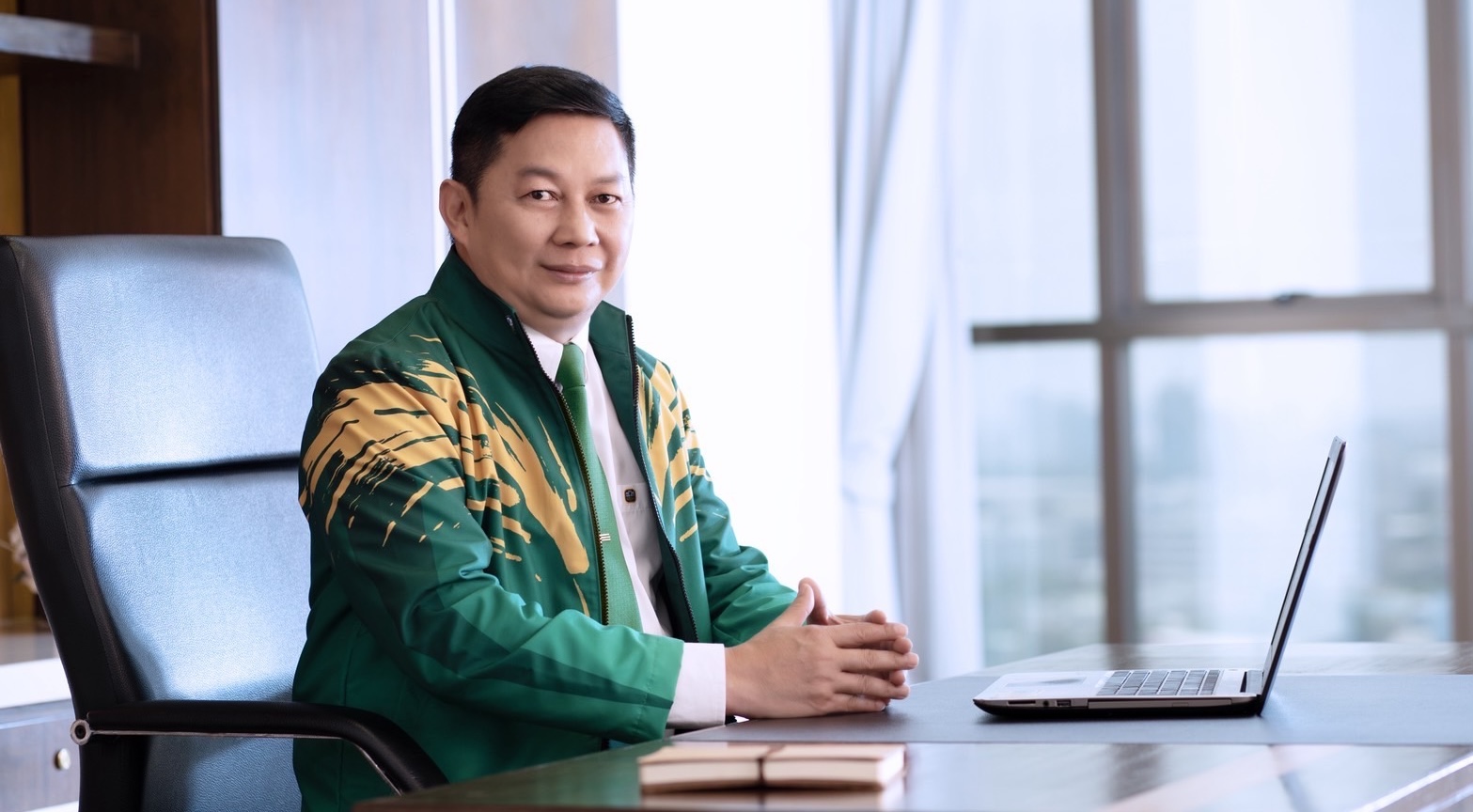 ธ.ก.ส. เปิดตัว “เงินฝากแก้วมรกต” ฝากเริ่มต้นเพียง 2,000 บาทรับความคุ้มครองอุบัติเหตุ 25 เท่า สูงสุดไม่เกิน 10 ล้านบาท